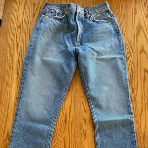 BRAND NEW NEVER WORN Agolde Riley crop Jean in Haven, size 28